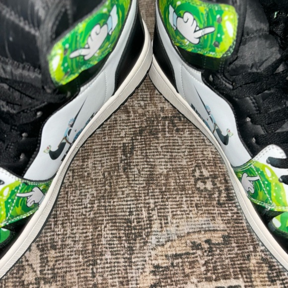 Men’s Rick and Morty Nike High tops - Picture 5 of 5